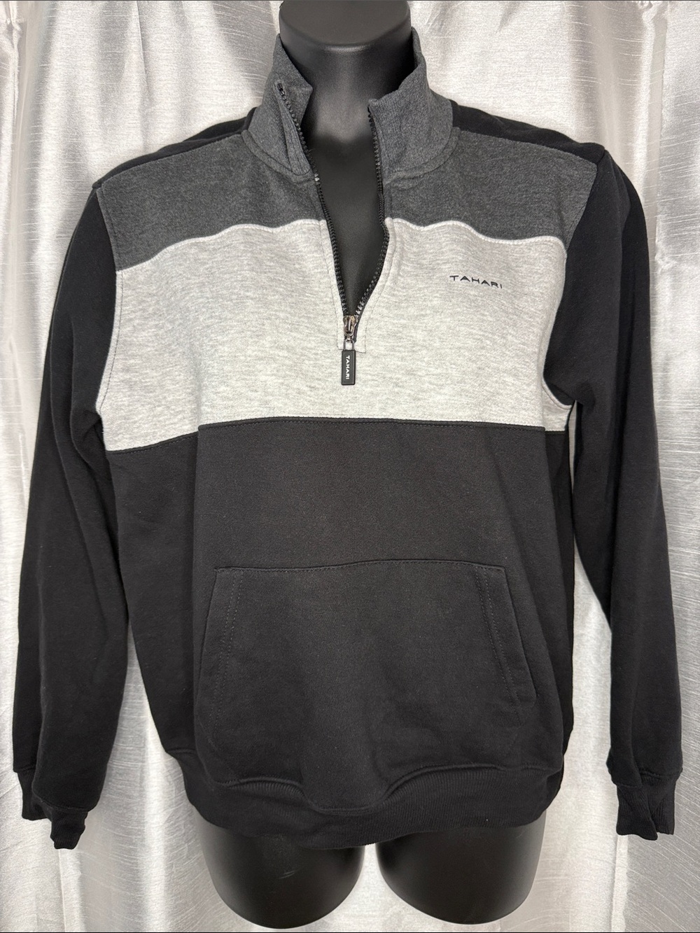 Tahari 1/4 Zip Mock Neck Colorblock Sweatshirt Black Gray Kangaroo Pouch Men’s